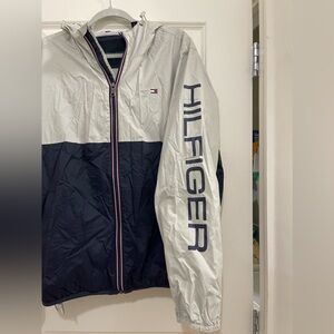 Tommy Hilfiger windbreaker size L